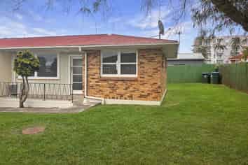 10/108A Grey Street, Onehunga