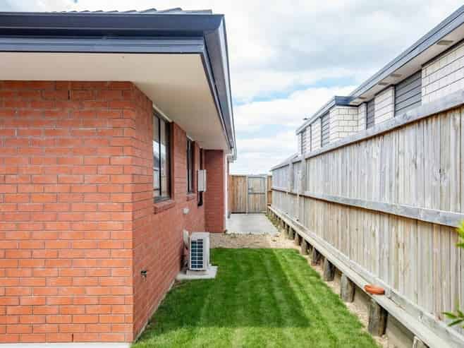 31 Waruhia Crescent, Rototuna North