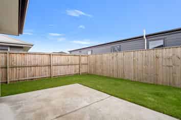 6 Harry Manship Crescent, Halswell