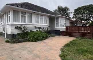 35 Gilbert Road, Otara