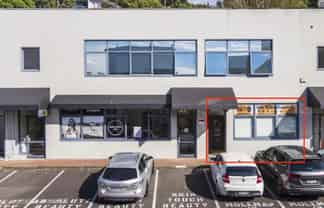 High-Exposure Office/Showroom on Khyber Pass Road