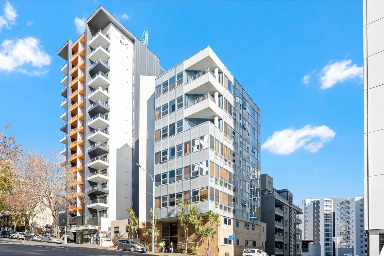 Priced to Sell. Freehold by the Universities - Meer