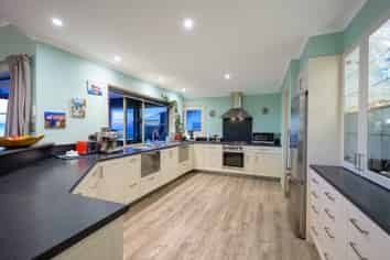 29 Davies Drive, Atawhai