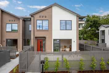 24 Wakaturia Way, Glenfield