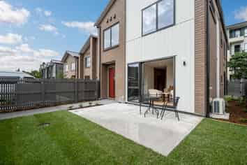 24 Wakaturia Way, Glenfield