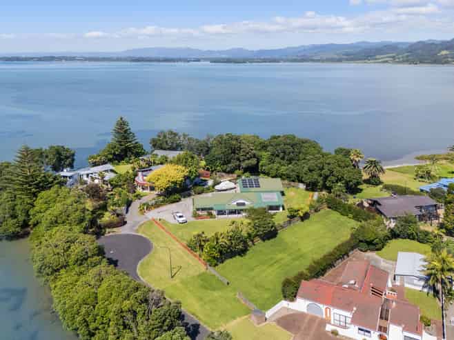 7 Waione Avenue, Athenree