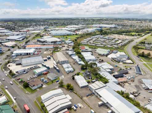 Invest or occupy – superb industrial opportunity