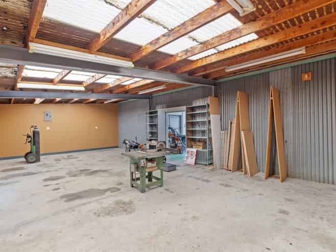 Invest or occupy – superb industrial opportunity