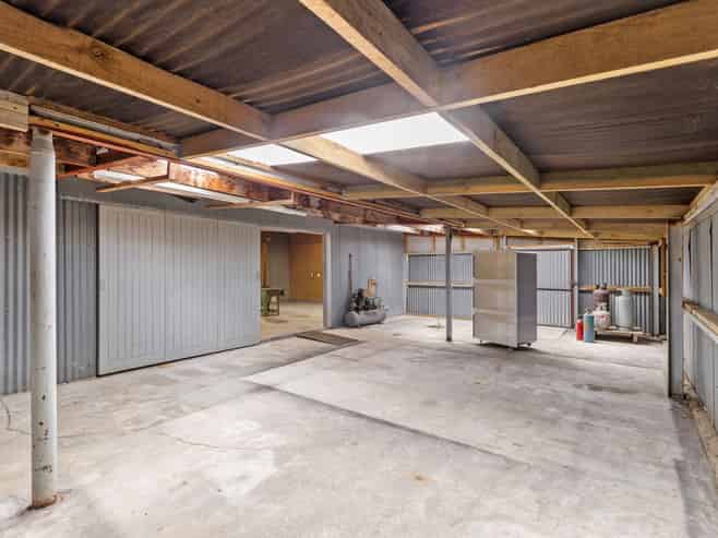 Invest or occupy – superb industrial opportunity