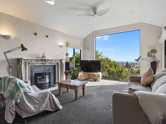 4 Saint John Drive, Nelson South