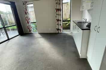 1 Roy Maloney Drive, Henderson