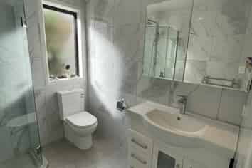 1 Roy Maloney Drive, Henderson