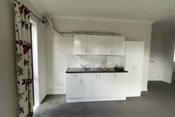 1 Roy Maloney Drive, Henderson