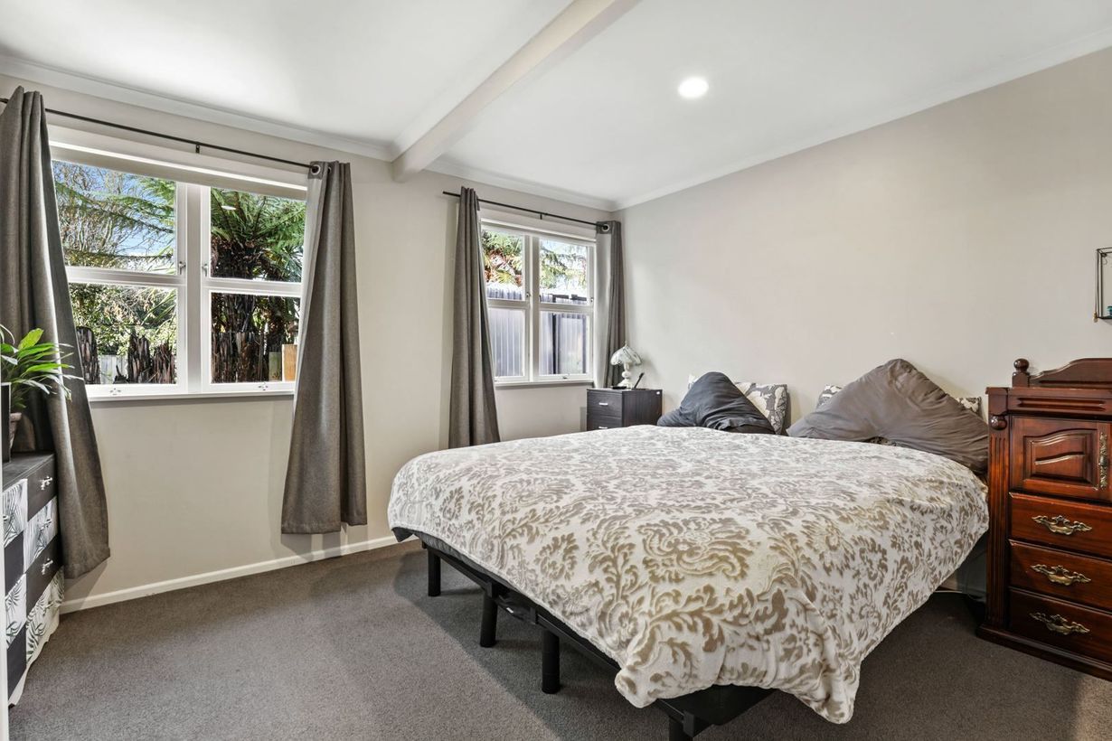 Charming 3BR Home with Garden in Taupo - Vista 5
