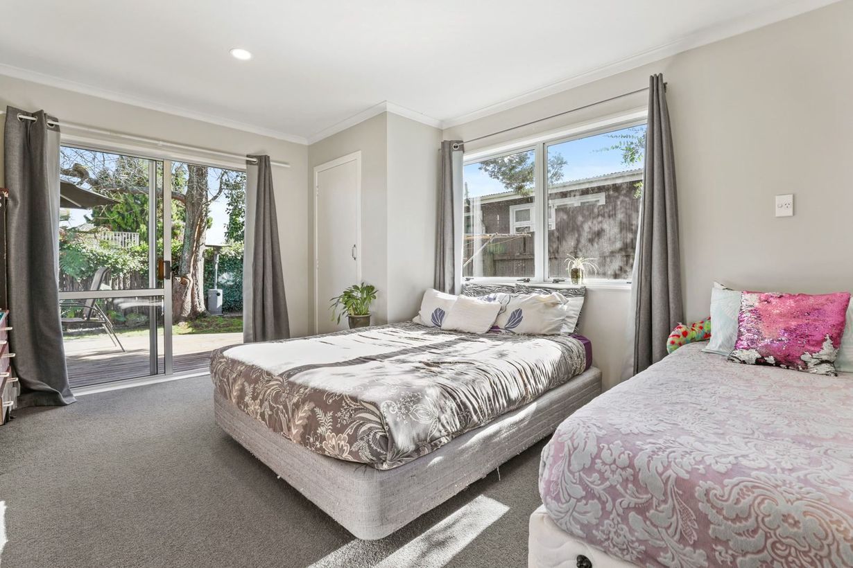 Charming 3BR Home with Garden in Taupo - Altro
