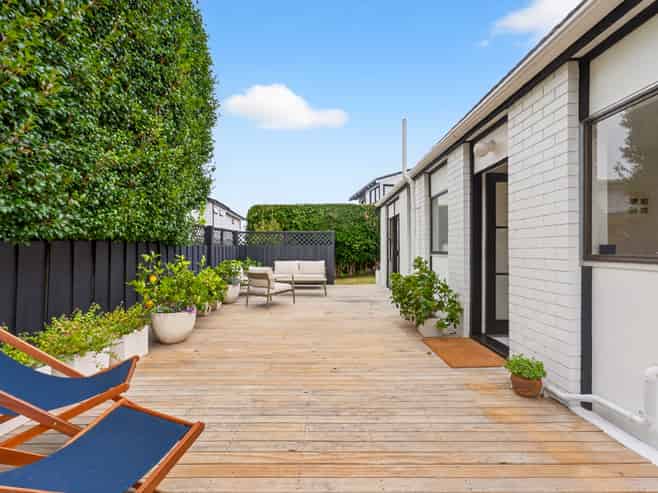 2/5a Tobruk Crescent, Milford