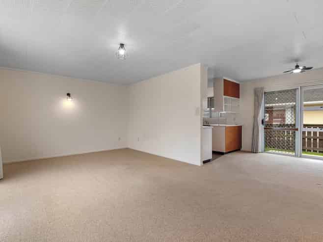 3/14A Shortland Street, Regent