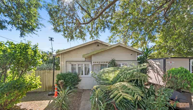 41 Lippiatt Road, Otahuhu