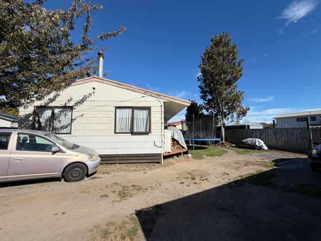 1 Taharangi Street, Koutu