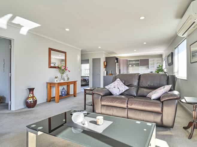 8/1232 Howard Street, Parkvale