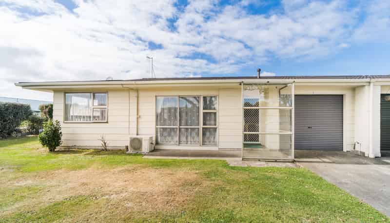 1 John F Kennedy Drive, Milson