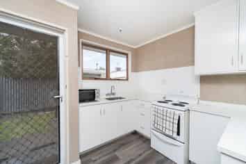 1 John F Kennedy Drive, Milson