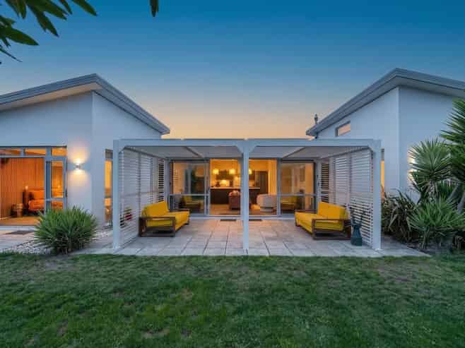 66 Lamorna Road, Parklands