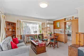  2/25 Apollo Place, Papanui