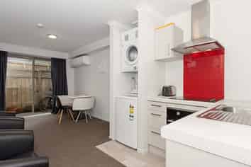 3d/28-30 Hunter Street, Hamilton Lake