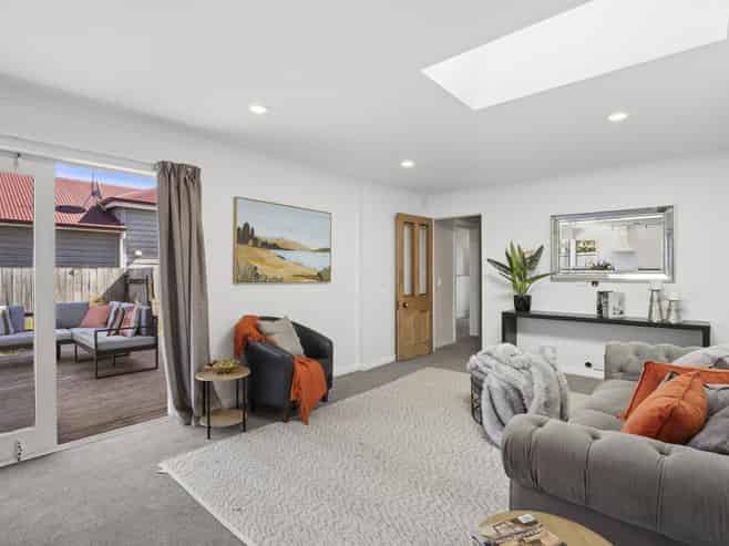 55 Douglas Street, Saint Kilda