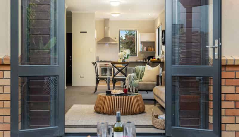 50 Greenbough Lane, Greenhithe