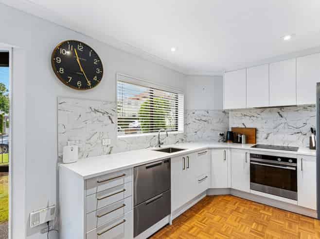 2 Tui Street, Point Chevalier