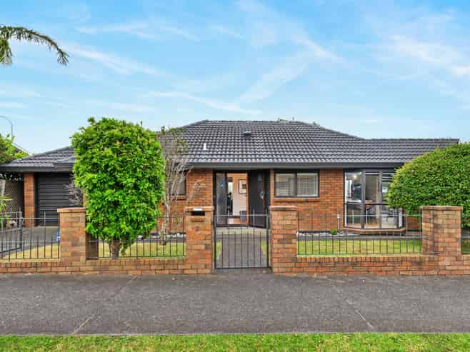 2 Tui Street, Point Chevalier