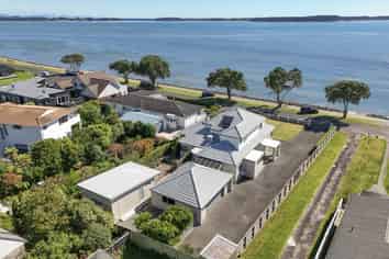 19 Beach Road, Otumoetai