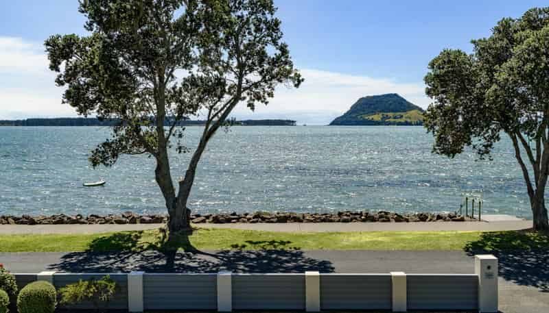 19 Beach Road, Otumoetai