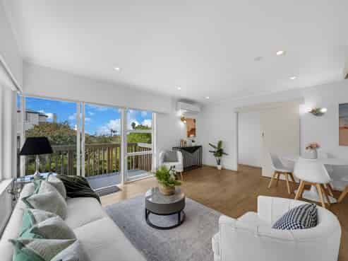 4/38 Old Lake Road, Narrow Neck