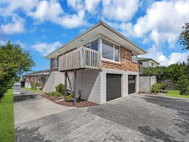 4/38 Old Lake Road, Narrow Neck