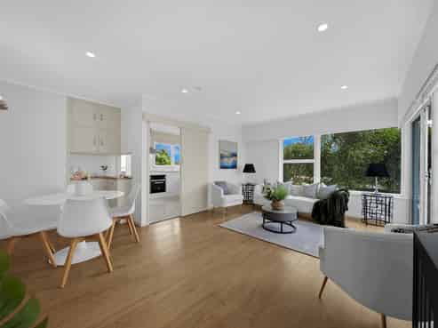 4/38 Old Lake Road, Narrow Neck