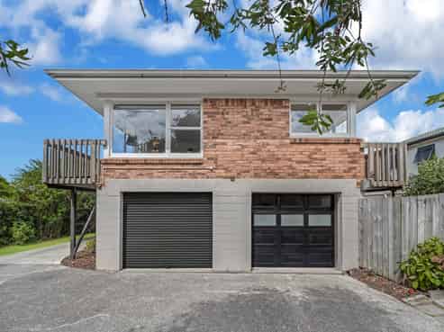 4/38 Old Lake Road, Narrow Neck