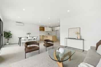 13 Karamu Street, Flat Bush