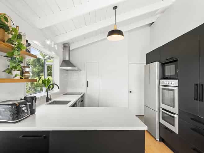 2/31 Tui Glen Road, Birkenhead