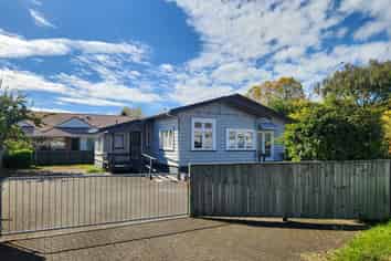 Main Road Corner Office House