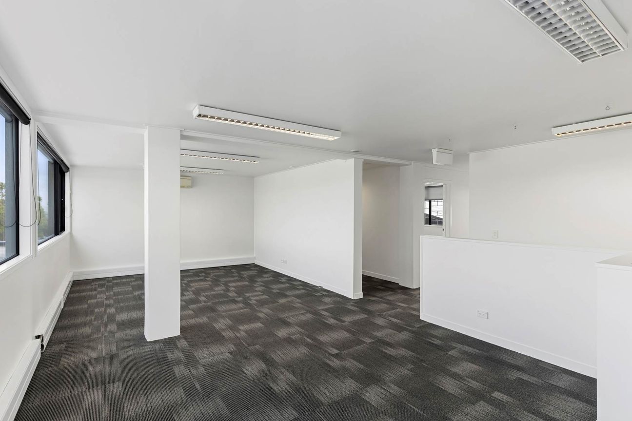 BOUTIQUE PONSONBY / THREE LAMPS OFFICE - Widok 2
