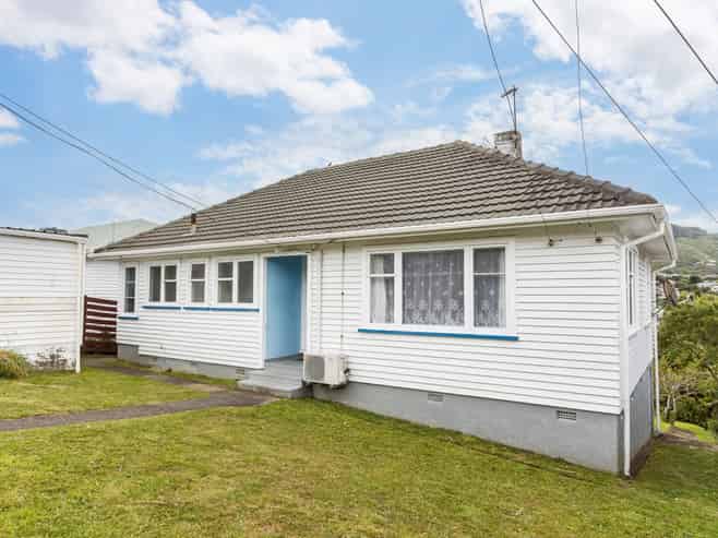 12 Taylor Terrace, Tawa