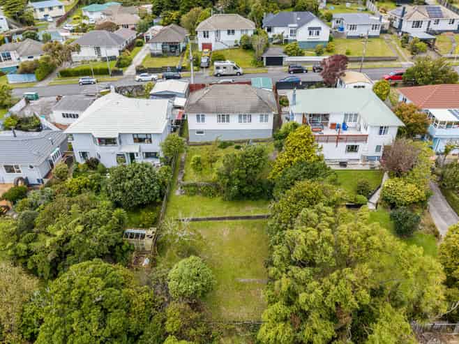 12 Taylor Terrace, Tawa