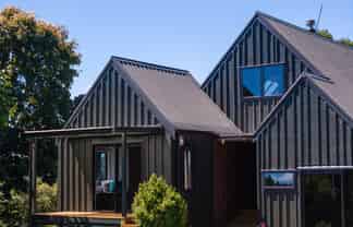 72 Belk Road South, Omanawa