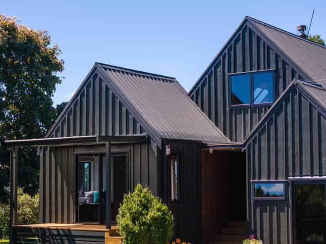 72 Belk Road South, Omanawa