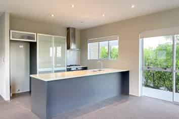 20 Hatfield Place, Albany