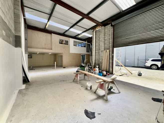 Tidy 196sqm Refurbished Industrial