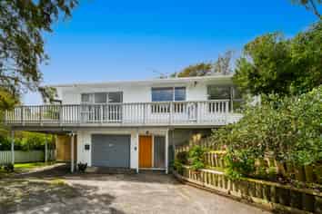 4 Rokewa Way, Paparangi